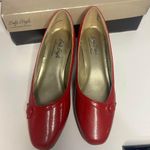 Hush Puppies New In Box Soft Style By  Red Patent Heels Women’s US SIZE 5 Photo 1