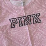 PINK - Victoria's Secret Pink Victoria’s Secret Paisley Print Crew Neck Tees Size Medium Photo 2