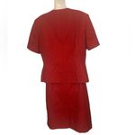 Le Suit  2 Pc Red Ladies Sz 16 Toggle Buttons Career Wear Photo 2