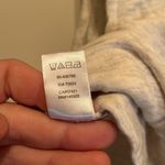 Lou & grey | Basic Short Sleeved Light Grey Top Deep V-Neck Back Seam Size Large Photo 6