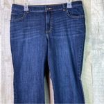 Lee  Size 10 Short Relaxed 1889 Blue Denim Jeans with 5 Pockets Photo 2