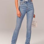 Abercrombie & Fitch NWT Curve Love Ultra High Rise 90s Slim Straight Photo 4