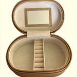 Jewelry Case. Tan Photo 0
