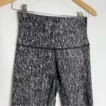 Lululemon  High-Rise Full Length Black White Fleck Leggings Size 4 Photo 3