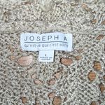 Joseph A Women’s knitted cardigan Photo 1