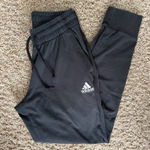 Adidas  Aero Ready Essentials Tapered Cuff Jogger Photo 0