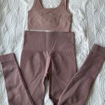 Set Active Leggings And Bra Photo 2