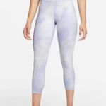 Nike Mid-Rise Cropped Tie-Dye Leggings Photo 0