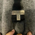 Madison‎ Cashmere Gray Turtleneck Sweater Cropped Slim Fit Pullover Fuzzy XL Photo 2