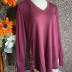 Doe & Rae ✅3/$30✅ NWT  Burgundy Hi-Low Side Lattice Slits Long Sleeve Top | MEDIUM | Photo 2