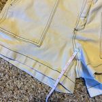 Universal Threads ❤️ Universal Thread White High Rise Shorts Photo 1