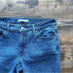 Levi's 711 Womens Blue Denim Medium Wash Stretch Mid Rise Skinny Jeans Size 31 Photo 1