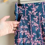 Free People  • Pacific‎ Ocean High Waisted Shorts in Navy & Pink Florals, Size XS Photo 7