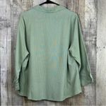 Appa’renza (Vintage) XL 3/4 Sleeve Button Front with a Button cuff Photo 1