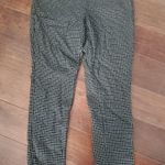 Anne Klein stretchy Trousers size small fits women's size 6 black and wh… Photo 1