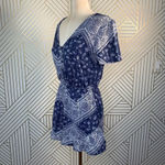 Tularosa  Romper‎ V-neck Short Sleeve Blue Bandana Print Ruffle Size Small Photo 2