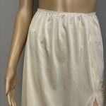 Vanity Fair Vintage  Half Slip Size Small 24" Light Beige Nylon Slit 11-760 Silky Photo 2