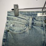 Judy Blue Slim Fit Straight Leg Light Wash Jeans Minimalist Women's size 27 Photo 2