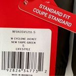 The North Face Cyclone Packable Lightweight Windbreaker Jacket, Taupe Green, S Photo 14