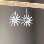 Handmade simple retro vintage boho funky hippie style stainless steel sun dangle earrings☀️ Photo 1