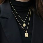 Brand NEW Initial 18k gold filled name Necklace Photo 3