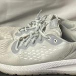 Under Armour  CHARGED PURSUIT WO SIZE 8 SNEAKER GRAY  WHITE GOOD CLEAN CONDITION Photo 3