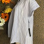 Doe & Rae ✅3/$30✅ NWT White/Blue Stripe Short Sleeved Cotton Hooded Top | LARGE | Photo 3