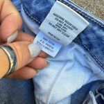 BKE Buckle  Stella 25 Low Rise Slim Fit Distressed Light Wash Capri Jeans ABK2127 Photo 4