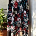Simply Noelle  floral kimono style Wrap Photo 7