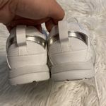 Vionic  Athletic Shoes size 8.5 excellent condition color white see all photos Photo 6