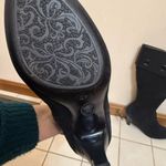 Sofft | Black Heeled Knee Photo 3