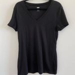 Old Navy Black V-Neck T-Shirt Size XL New Without Tag Photo 0