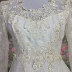 VINTAGE Lace Wedding Dress White Size undefined Photo 3