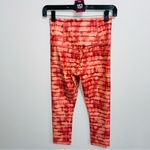 Athleta $98 Elation Printed Capri Tight, Tahiti Island Coral SIZE XS Photo 1