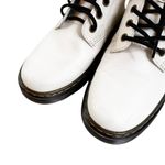 Dr. Martens  Women’s White Leather Zavala 8 Eye Lace Up Combat Boots Size 7 Photo 5