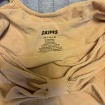 SKIMS SHAPEWEAR Bodysuit Thong Photo 2