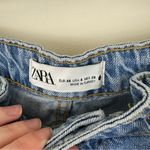 ZARA  Wide Leg Light Wash Pleated Raw Hem Jeans Size 6 Women's Photo 3