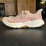 Hoka  Speedgoat 5 Women’s Light Pink Athletic Running‎ Hiking Sneakers Size 10B Photo 3