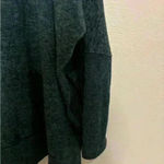 Zenana Outfitters women’s Sweater Size L Photo 4