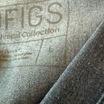 FIGS  Technical Collection One Pocket Scrub Top Short Sleeve Shirt Women’s Large Photo 1