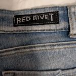 Red Rivet Y2K  Mid Rise Denim Shorts Junior 7 Light Wash Photo 2