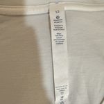 Lululemon  Love T Shirt Womens 12 White V Neck Short Sleeve Athletic Workout Photo 4