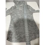 Cloud Chaser Woman’s Medium Long Sleeve Hooded Sweater Gray Photo 4