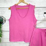 Pink Cut Edge V Photo 2