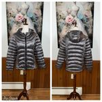 Andrew Marc Super Cute  Metallic Gray Packable Down Puffer Jacket! Photo 1