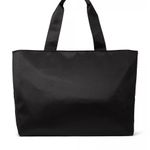 Victoria's Secret 
Shine Tote Bag Photo 2