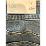 Maurice's Mid Rise Jeggings 18W SHORT Distressed Denim Jeans Blue Stretch Photo 3