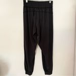Lululemon Sun Setter Jogger 28" Photo 3