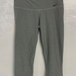 Nike Dri-Fit Women's Gray Capri Leggings Photo 0