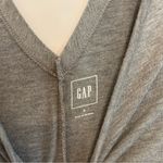 Gap  Gray V-Neck Long Sleeve Women's Top Photo 2